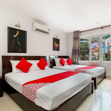 Oyo 375 Hoa Binh Hotel Da Nang Buitenkant foto