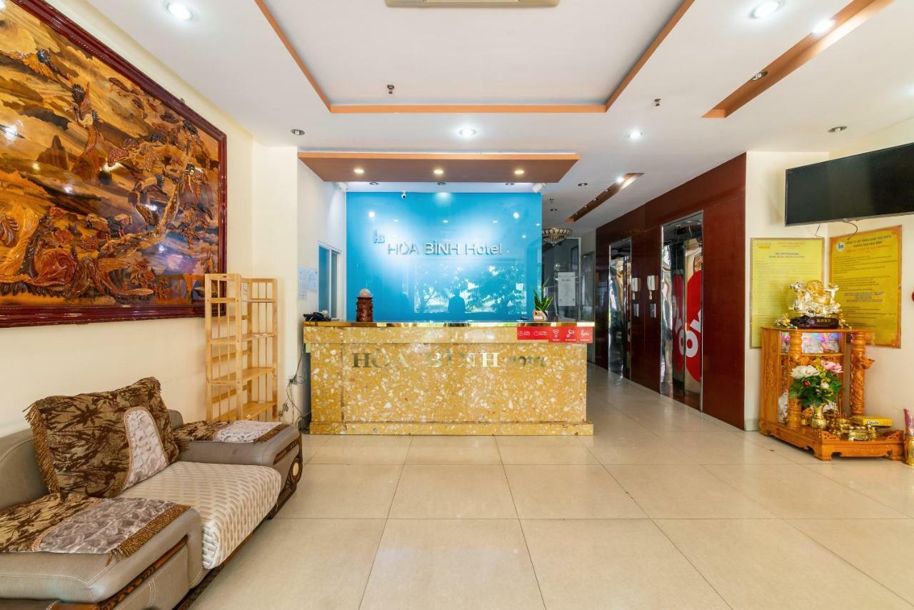 Oyo 375 Hoa Binh Hotel Da Nang Buitenkant foto