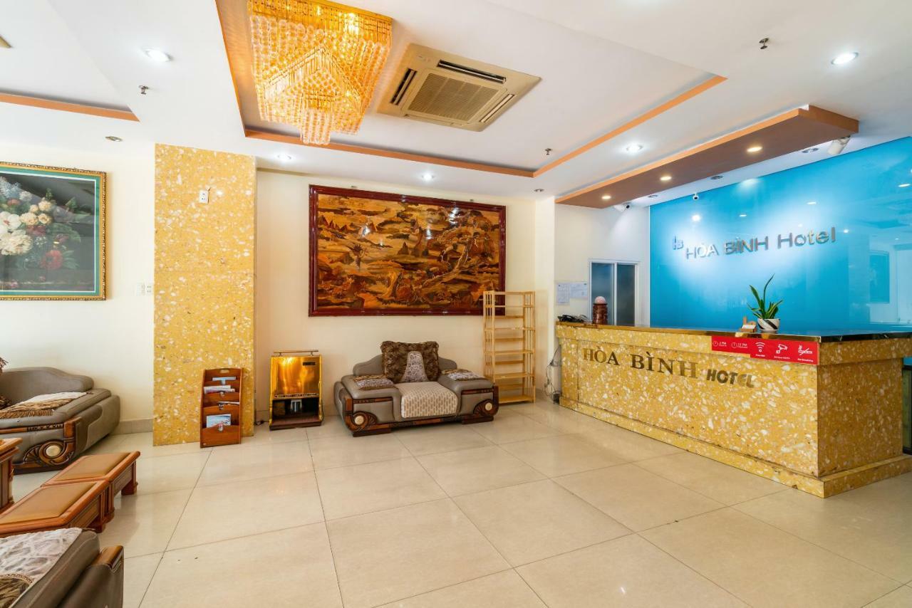 Oyo 375 Hoa Binh Hotel Da Nang Buitenkant foto